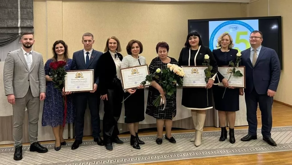 1734940079875_cr.jpg 1734940079875_cr.jpg